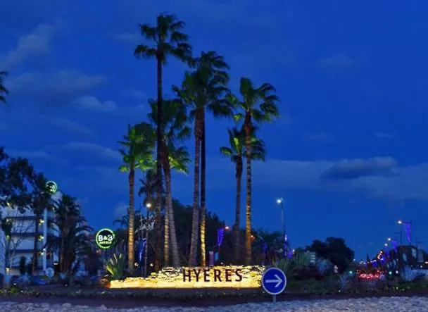 Le Vagabond Hebergement Insolite Hyeres - Var- Cote D'Azur 0*,